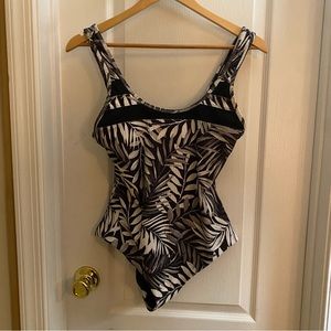 Hurley Block Party Palm Swimsuit Gently Used